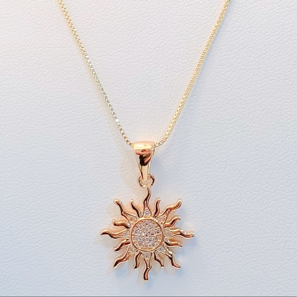 🎉Host Pick🎉 Sun Ray Necklace | 18k Gold Filled - Picture 4 of 7